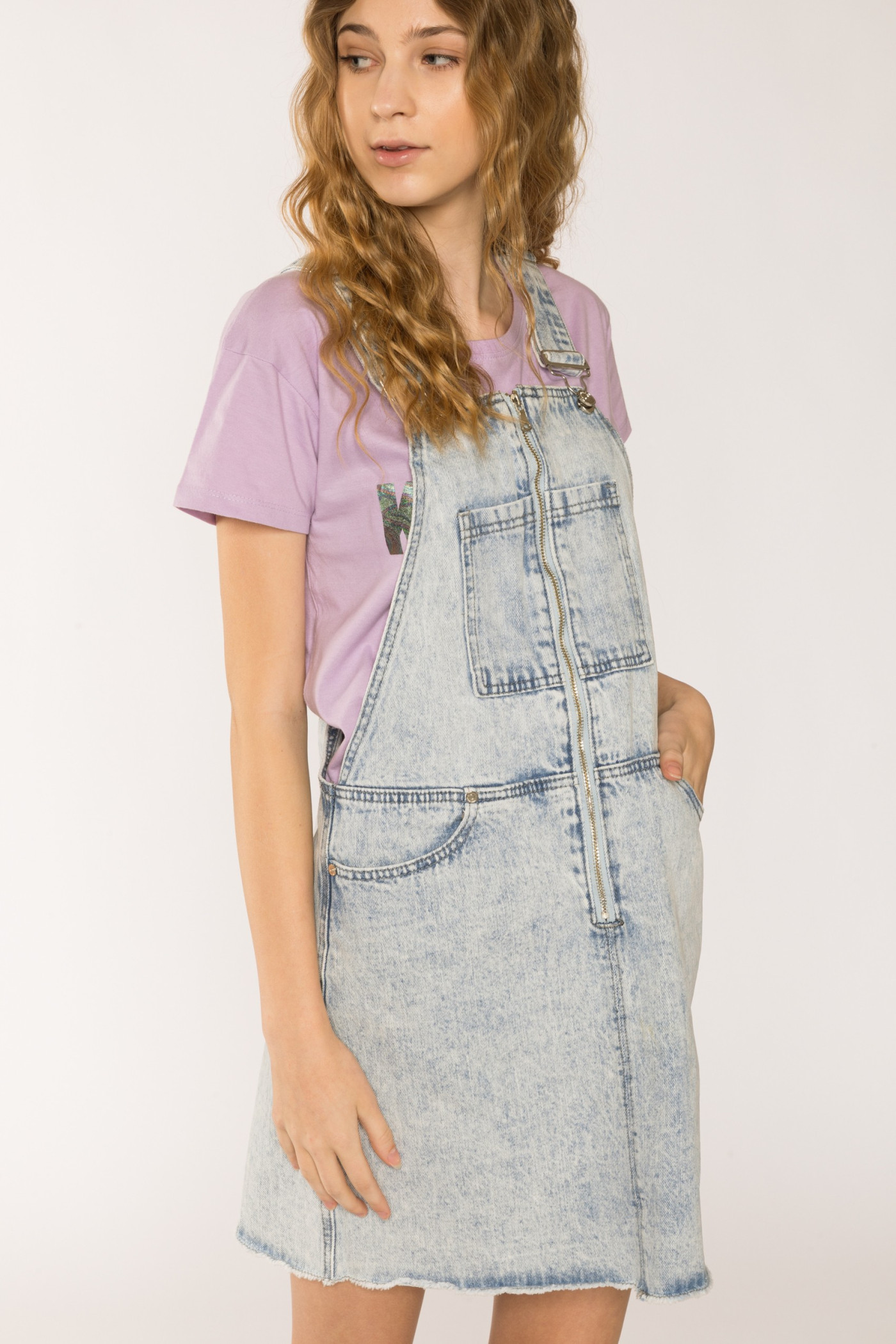 Jeansowa sukienka typu ogrodniczka