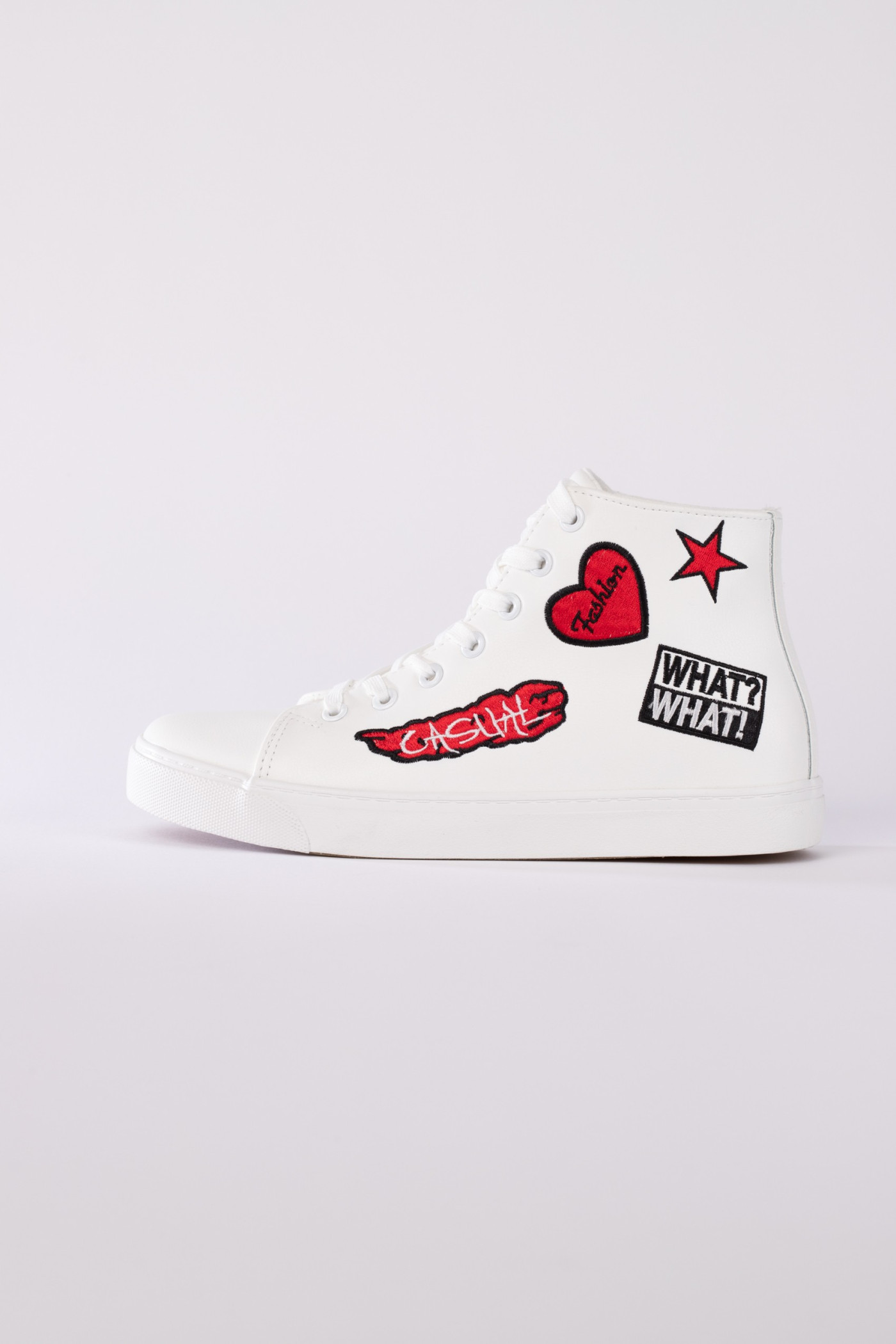 Białe wysokie trampki dla dziewczyny z haftem