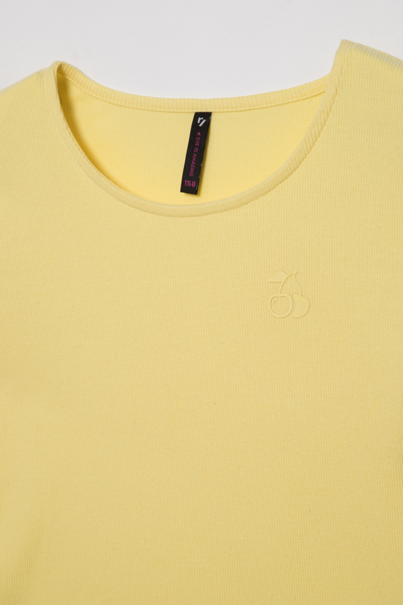 Żółty t-shirt dla dziewczyny