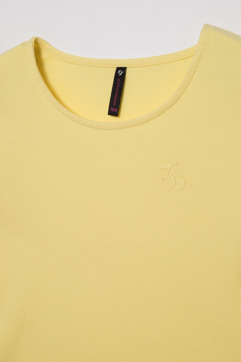 Żółty t-shirt dla dziewczyny