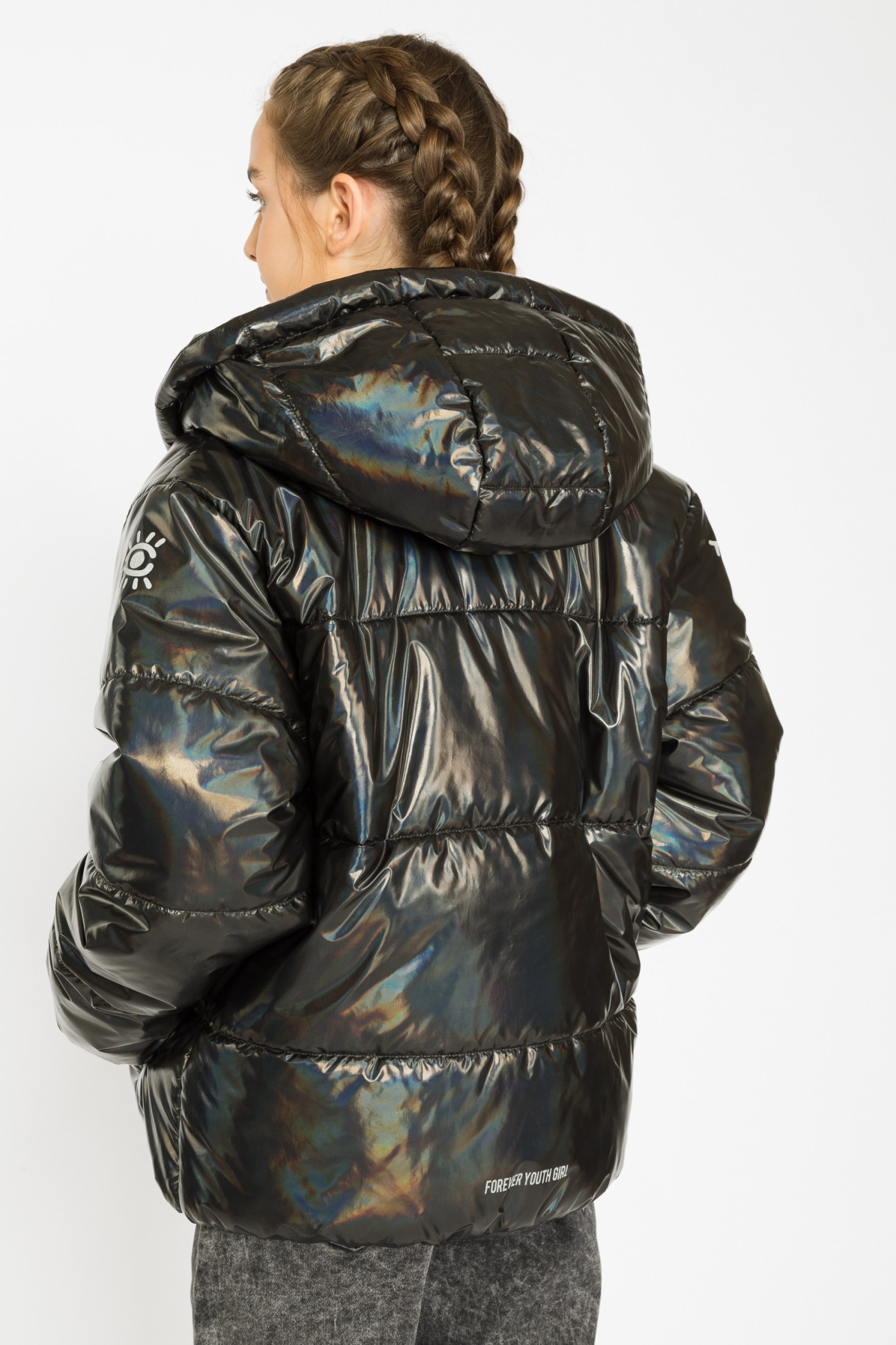 Czarna połyskująca kurtka typu puffer dla dziewczyny