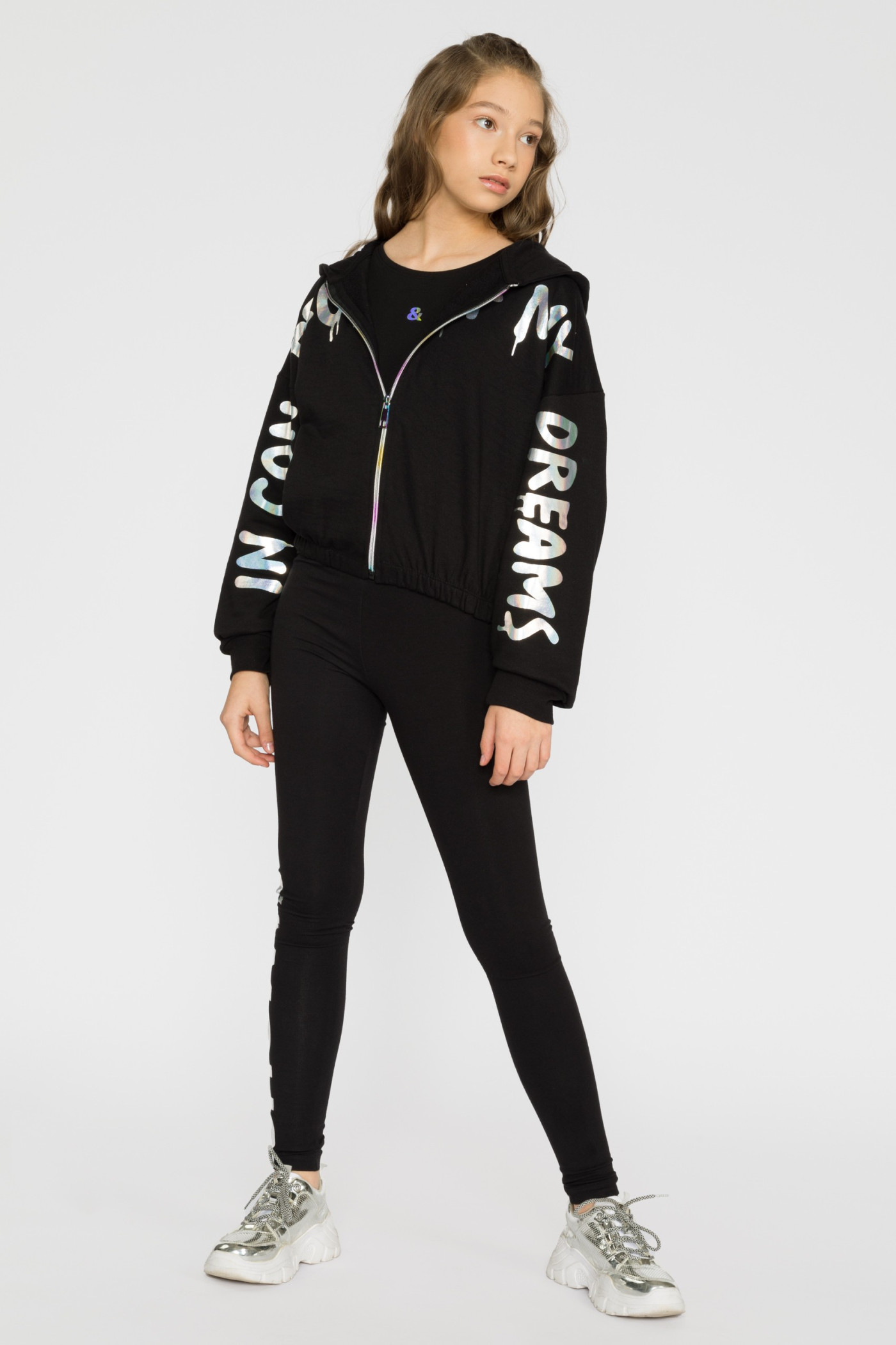 Czarna bluza dla dziewczyny z połyskującymi napisami MY REALITY
