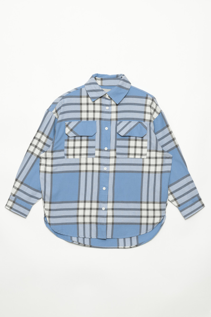 Niebieska koszula w kratę dla dziewczyny