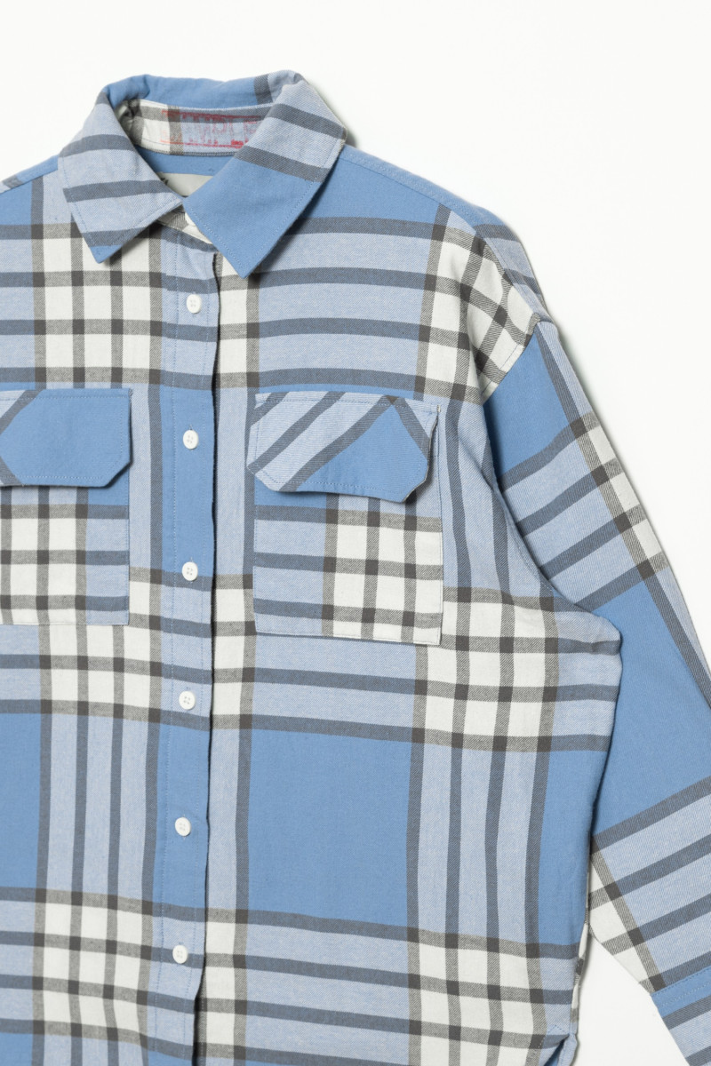 Niebieska koszula w kratę dla dziewczyny