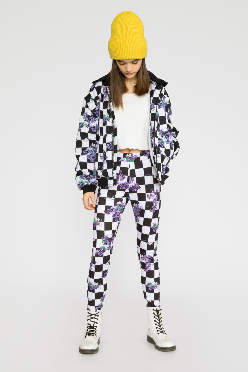 Kremowy top na ramiączkach z elastycznego materiału dla dziewczyny, kremowy