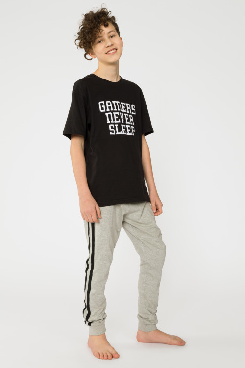 Piżama dla chłopaka GAMERS NEVER SLEEP