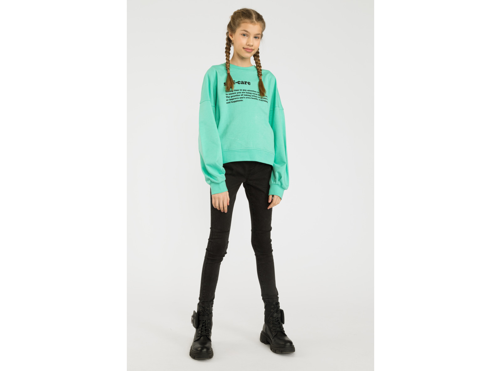 Miętowa bluza z nadrukiem SELF CARE dla dziewczyny
