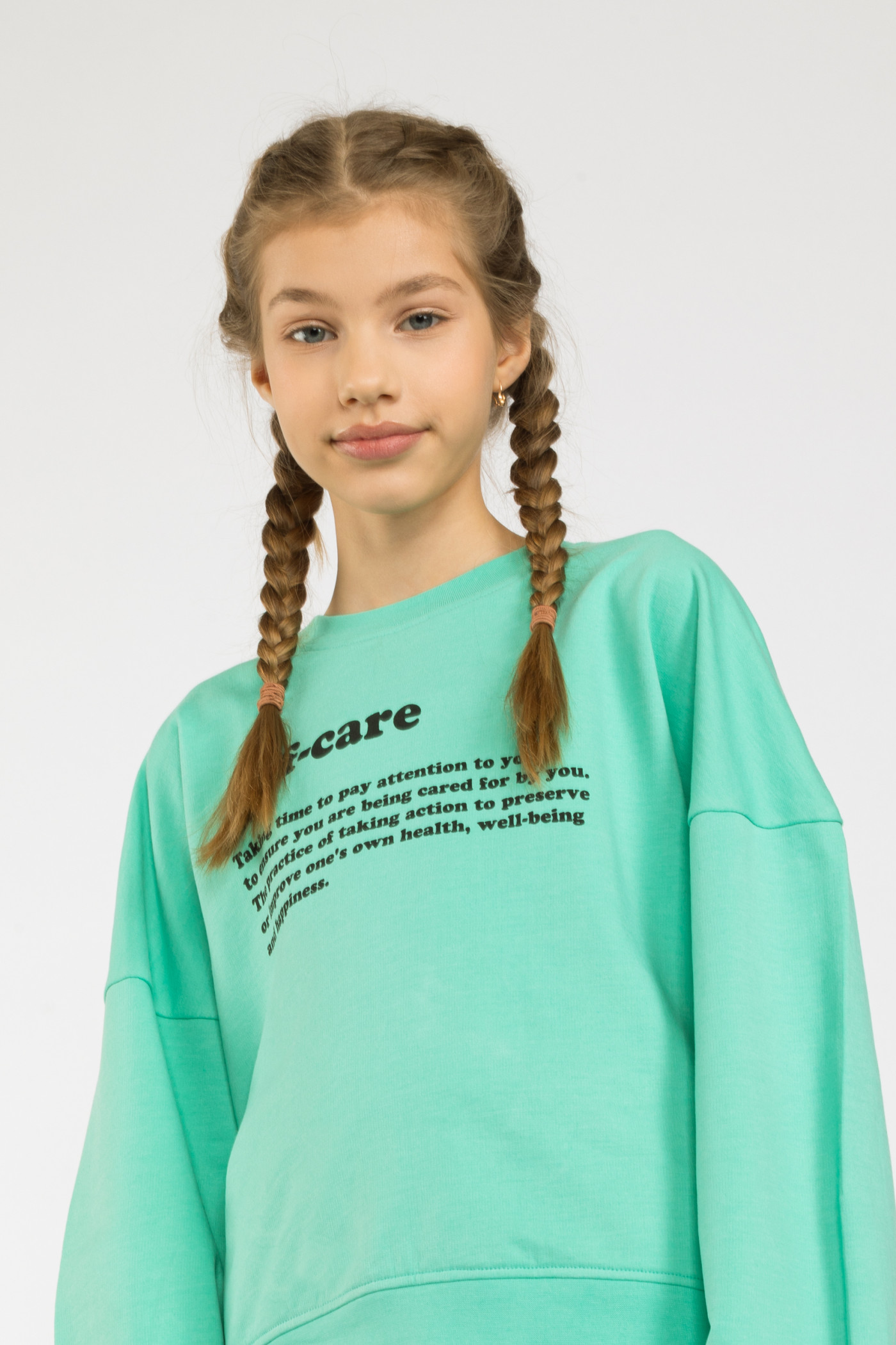 Miętowa bluza z nadrukiem SELF CARE dla dziewczyny