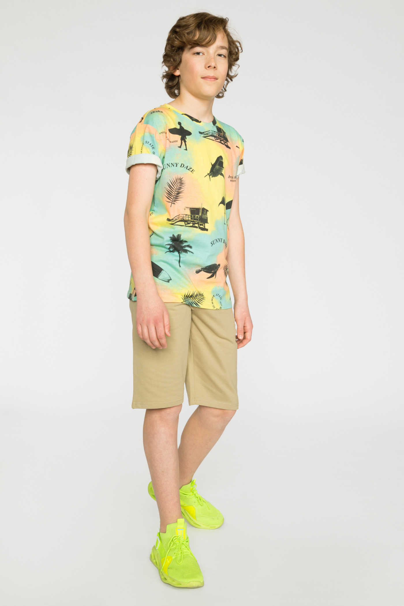 Beżowe krótkie dresowe spodenki