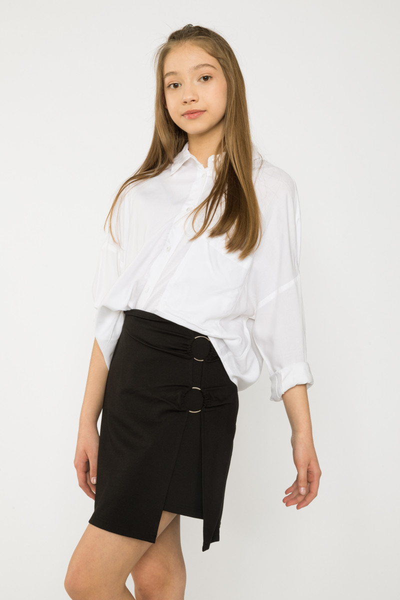 Czarna asymetryczna spódnica z klamrami