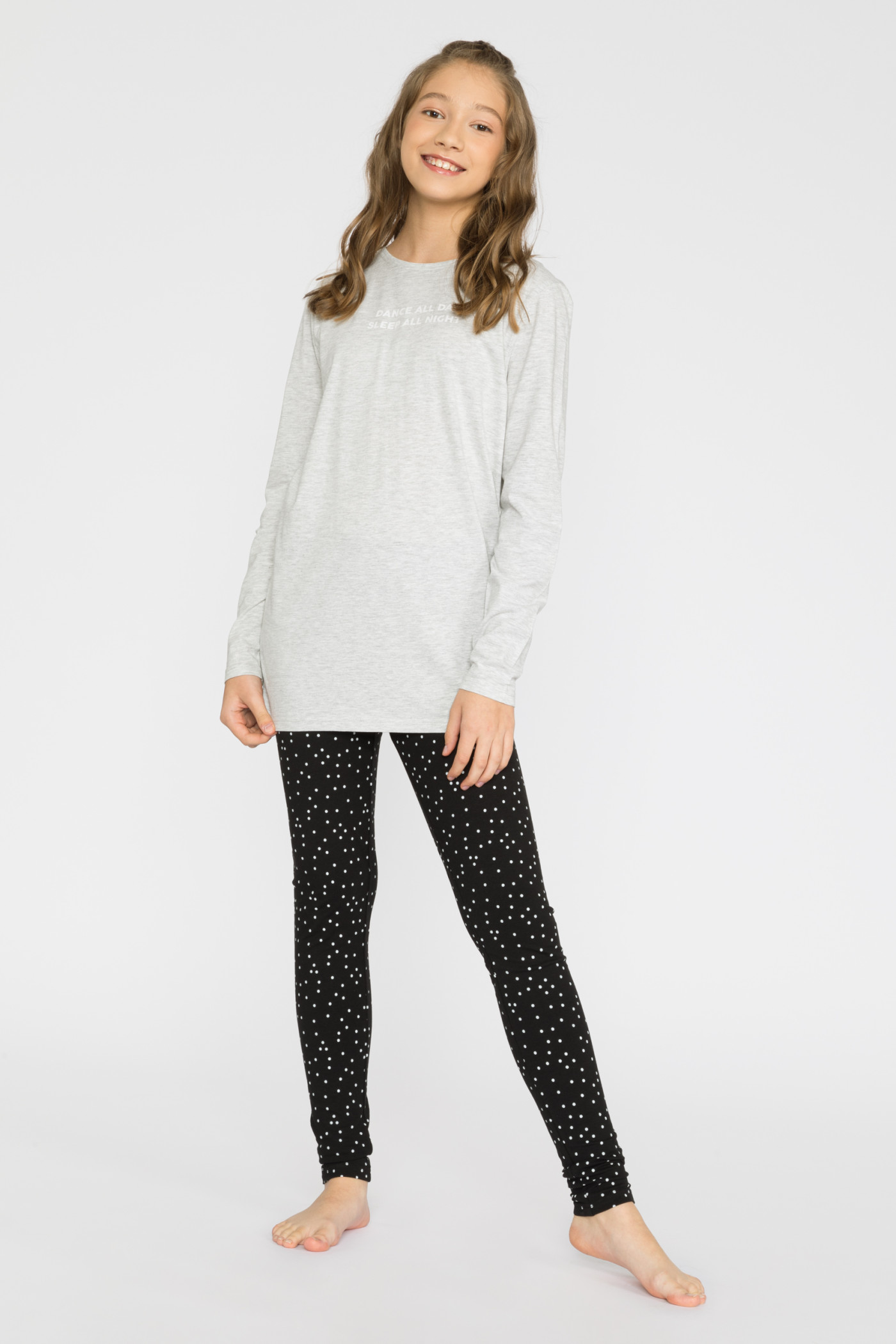 Dwuczęściowa piżama dla dziewczyny z długim rękawem