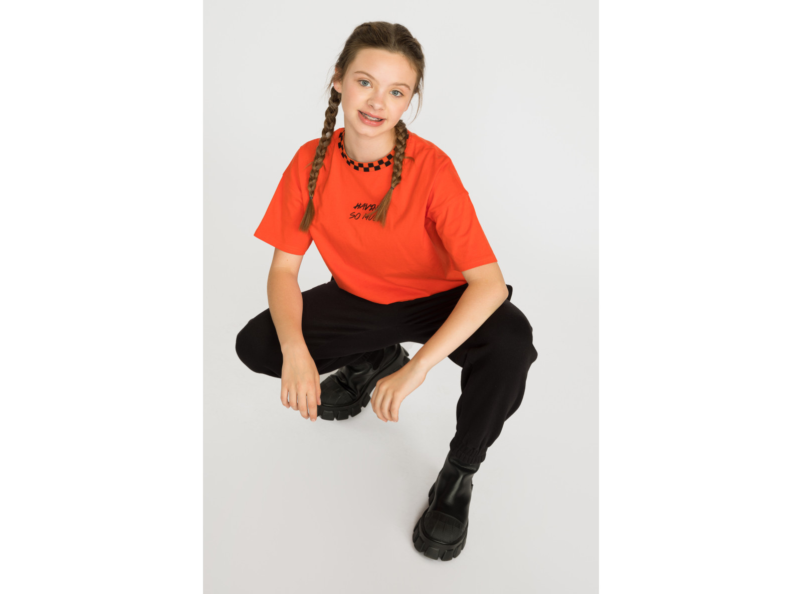 Czerwony t-shirt dziewczęcy HAVING SO MUCH | Reporter