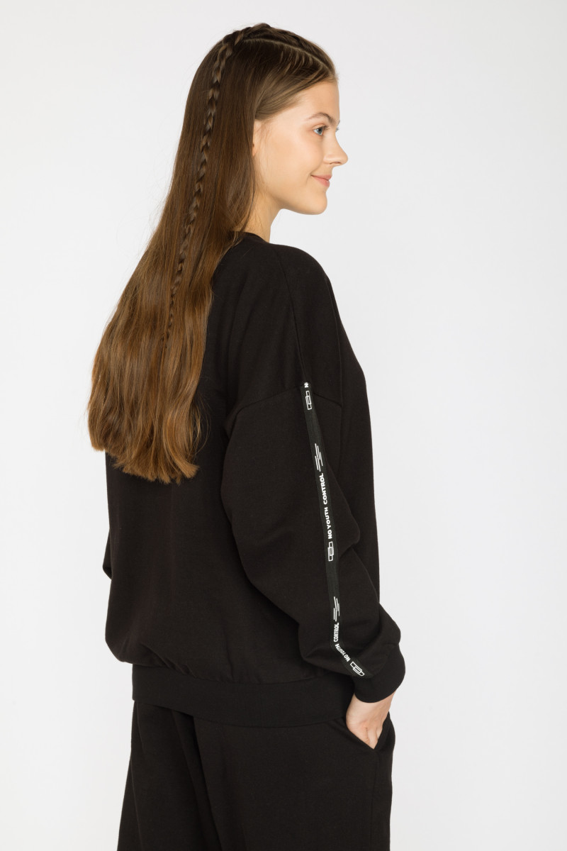 Czarna bluza dresowa z ozdobnymi taśmami NO YOUTH CONTROL