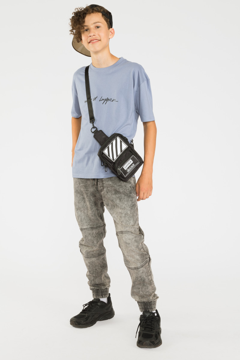 Błękitny T-shirt MAKE IT HAPPEN