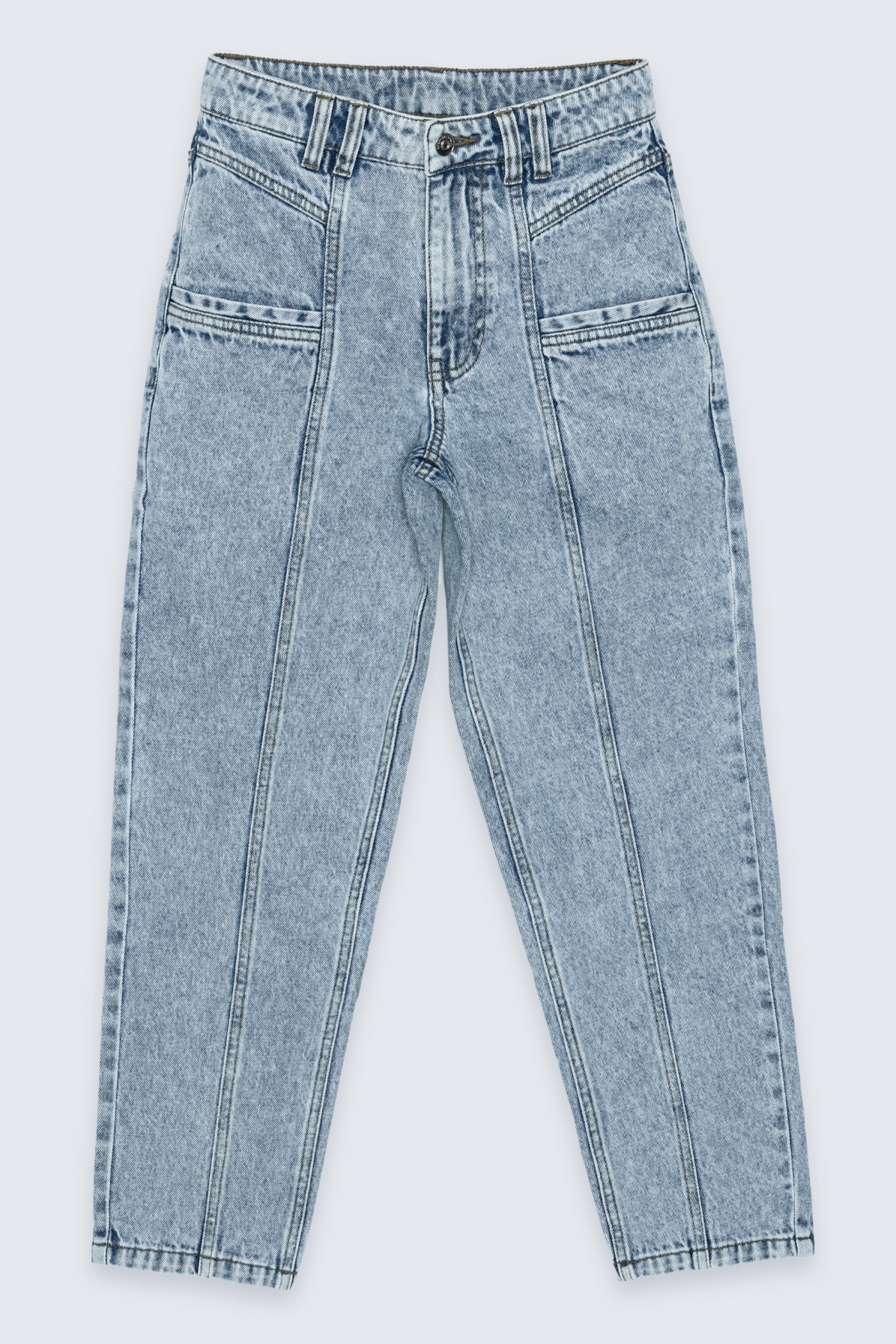 Niebieskie jeansy typu mom fit z przeszyciami