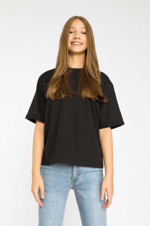 Czarny T-shirt z nadrukiem na plecach