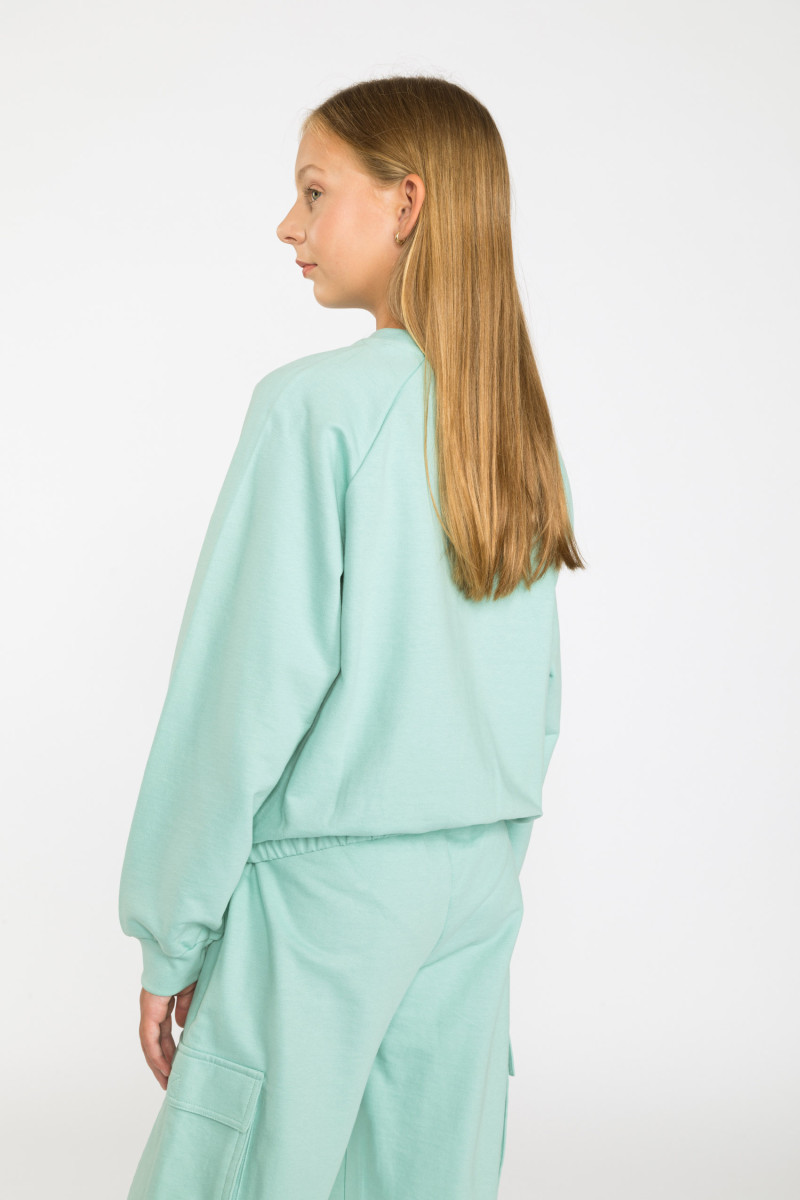 Miętowa bluza dresowa z ozdobnym napisem