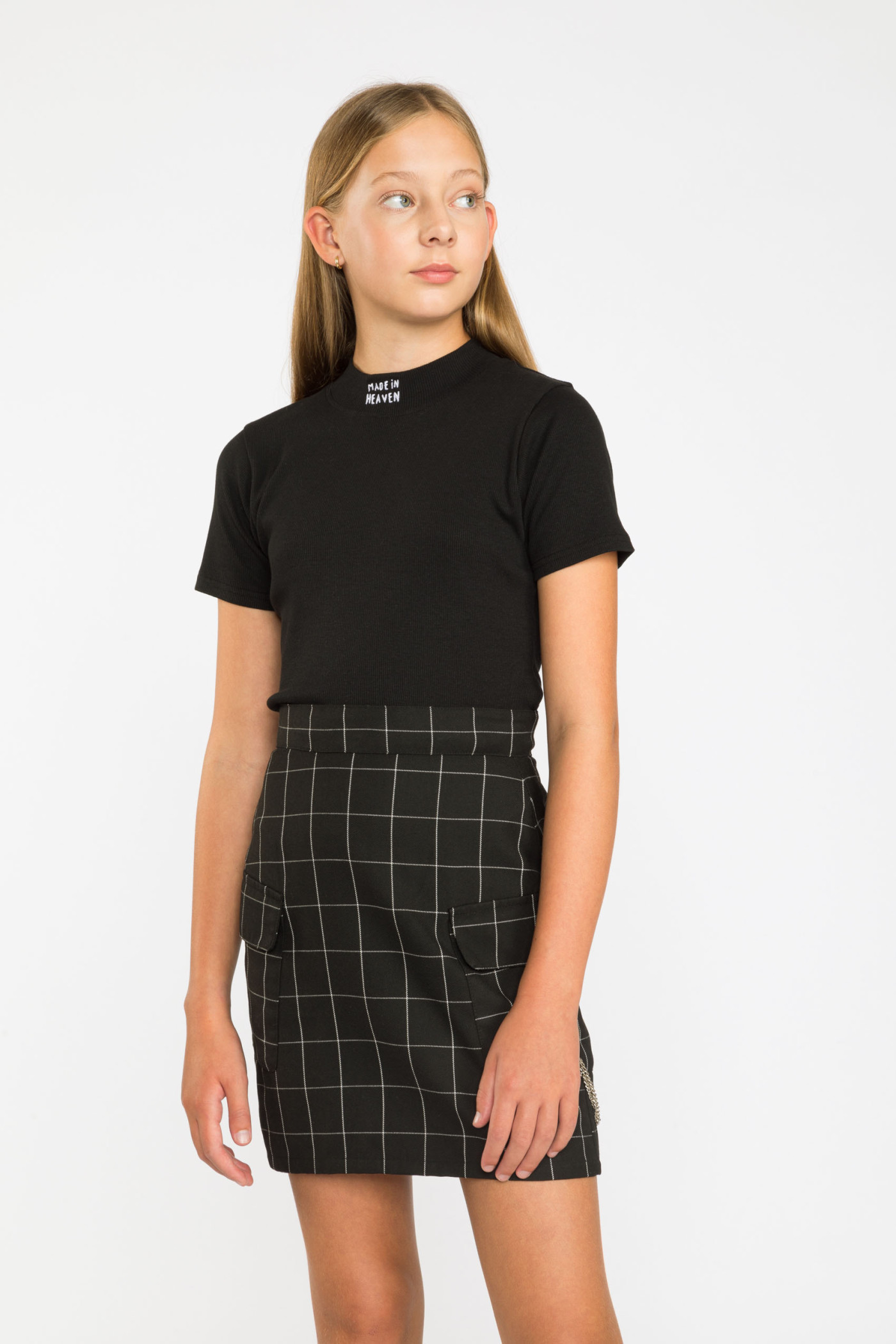 Czarny T-shirt z półgolfem MADE IN HEAVEN