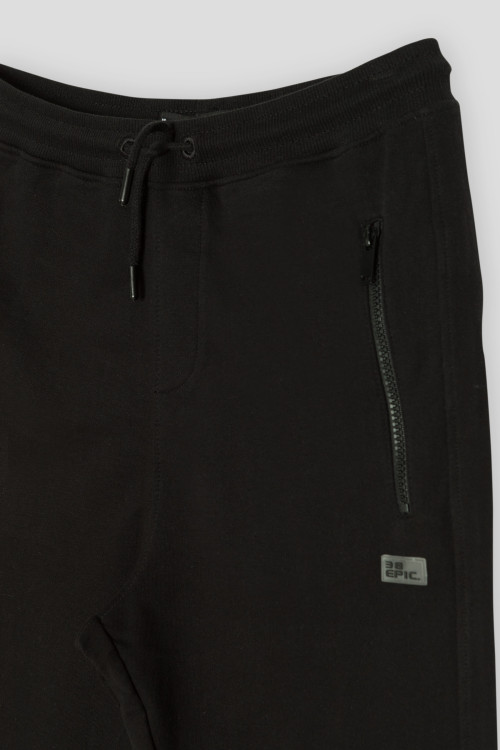 Czarne spodnie dresowe typu jogger
