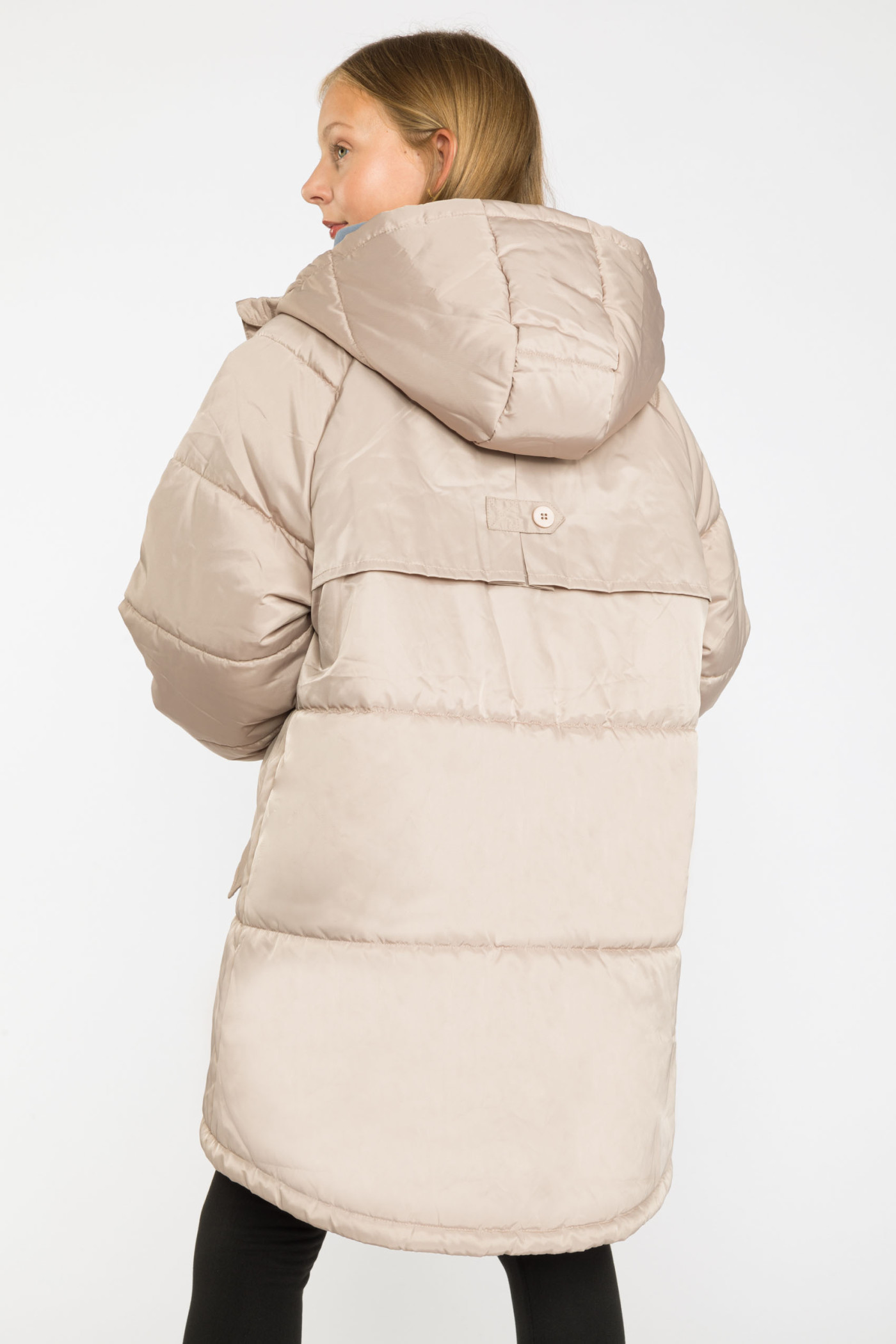 Beżowa przedłużana ocieplana kurtka z kapturem