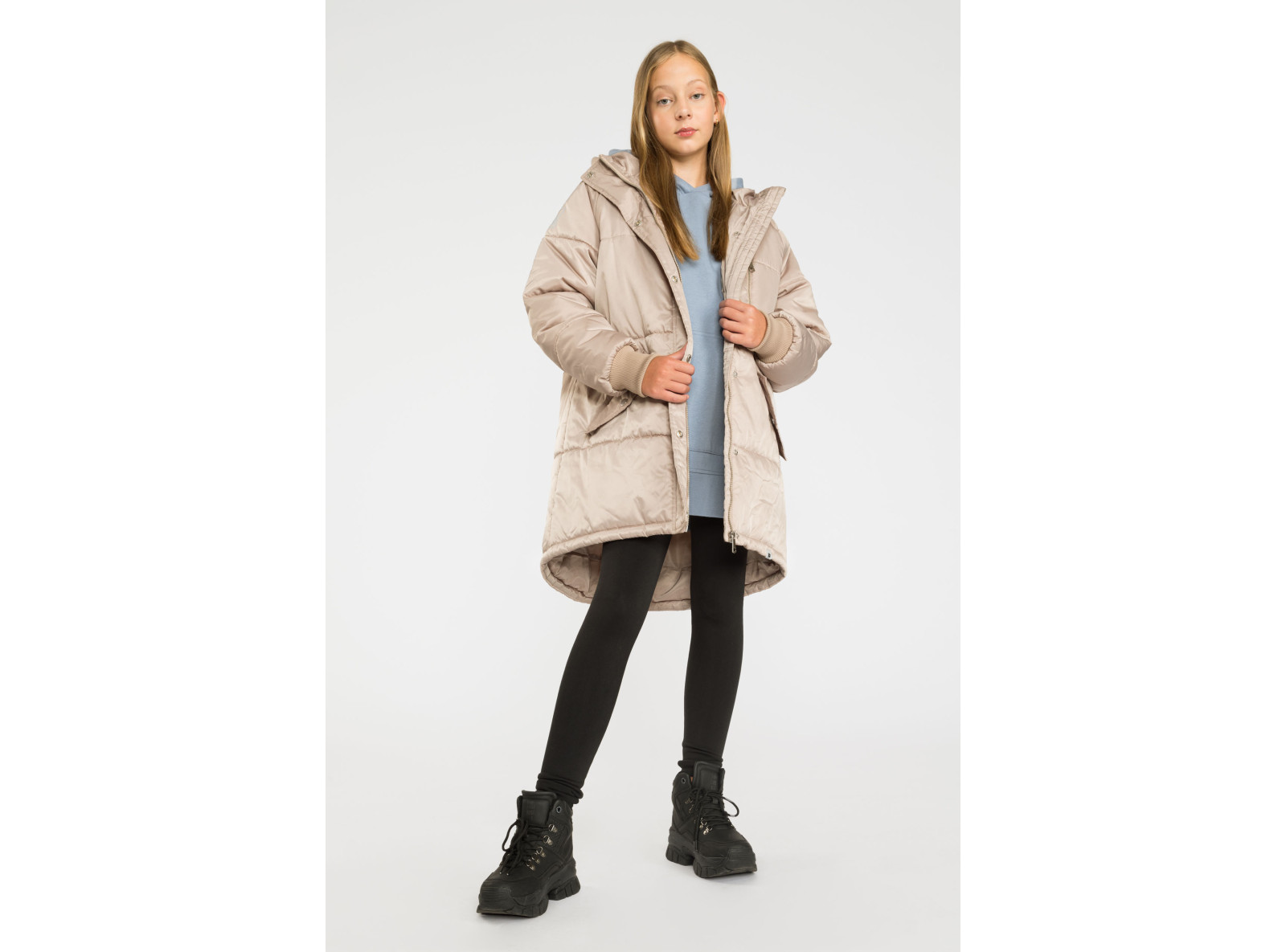 Beżowa przedłużana ocieplana kurtka z kapturem