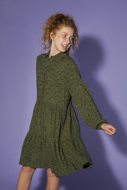 Zielona sukienka dziewczęca z długim rękawem | Reporter 