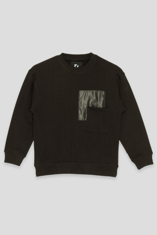 Czarna bluza z aplikacją z przodu