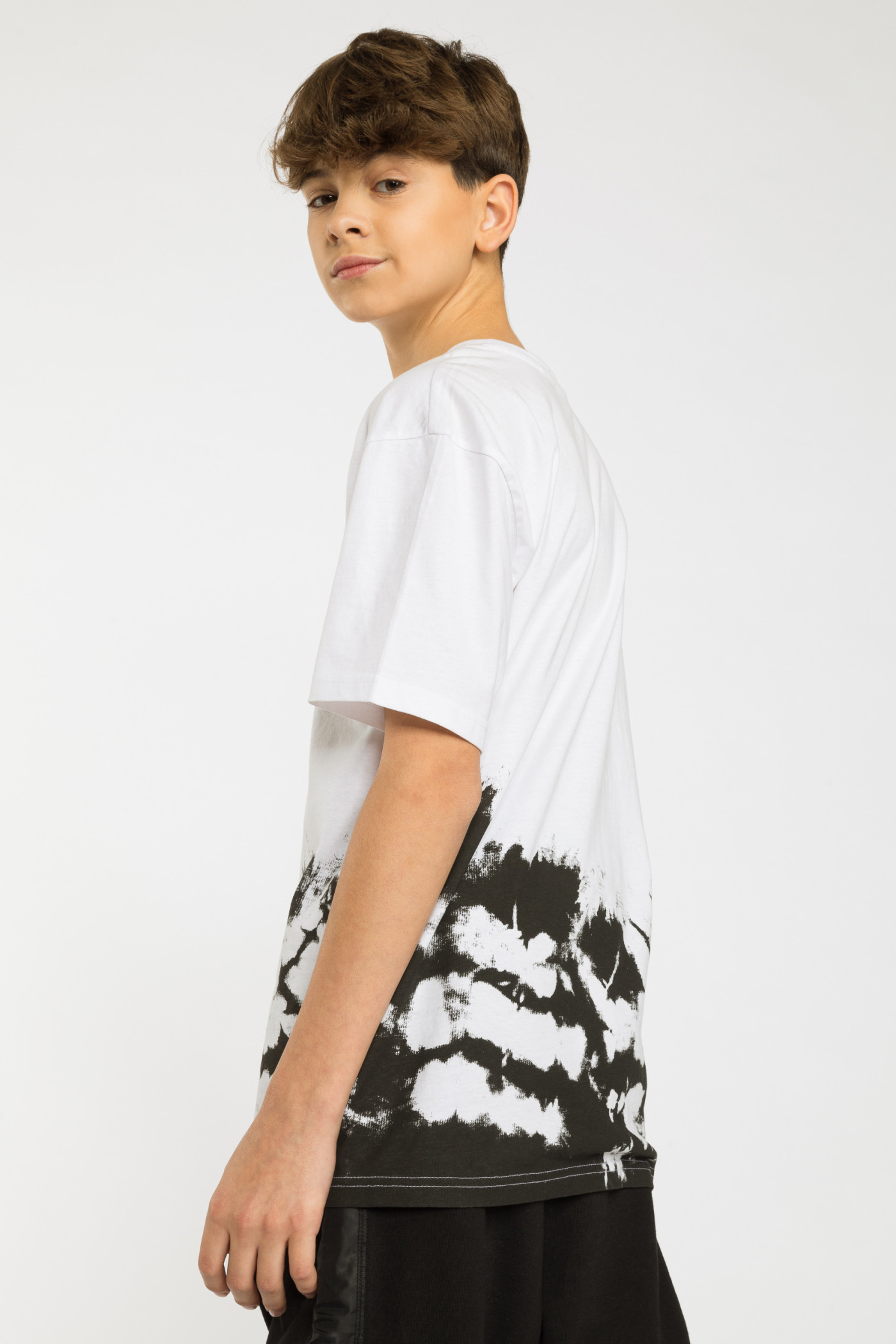 Biały T-shirt oversize tie dye z napisem