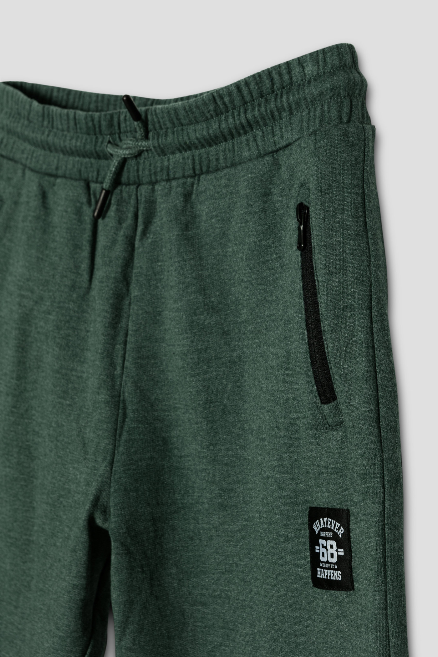 Zielone spodnie dresowe