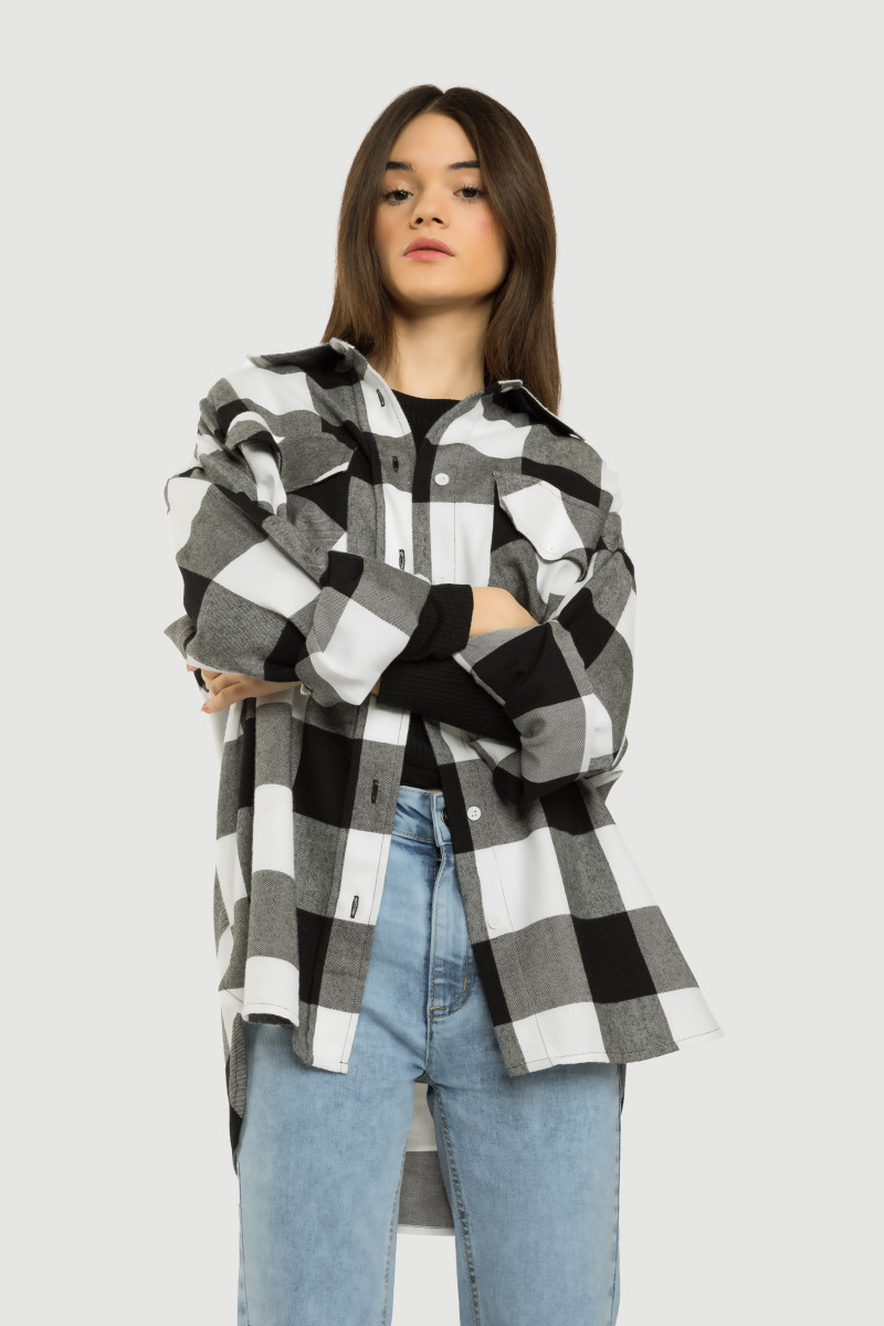 Biało-czarna koszula flanelowa oversize w kratę