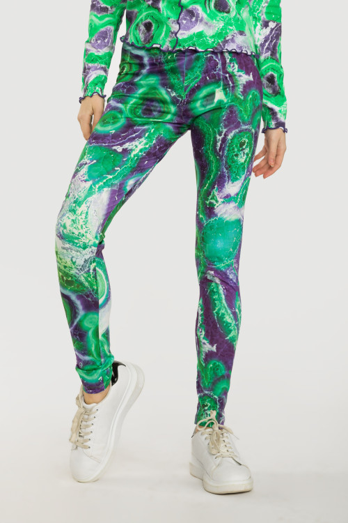Zielone wzorzyste legginsy