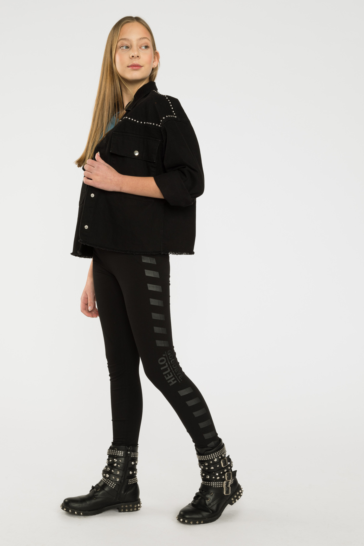 Czarne elastyczne legginsy z nadrukiem