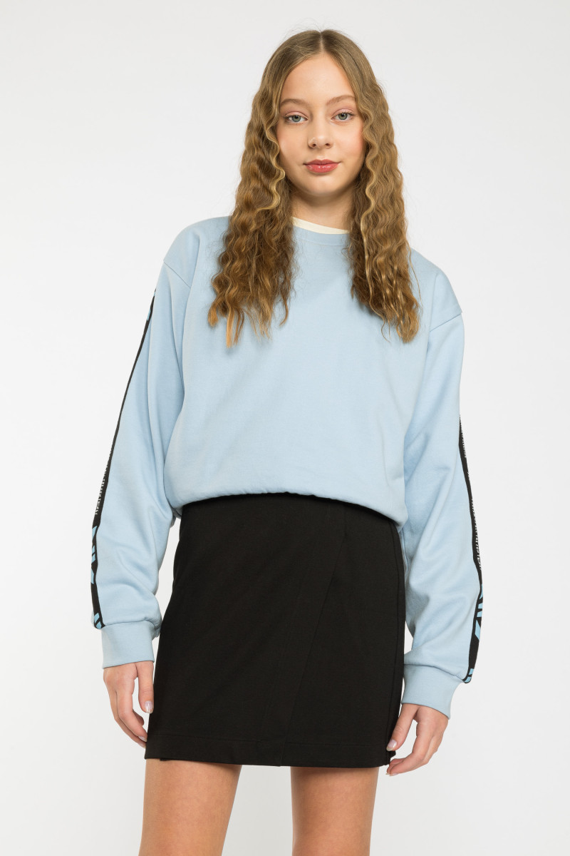 Czarna krótka ołówkowa spódnica