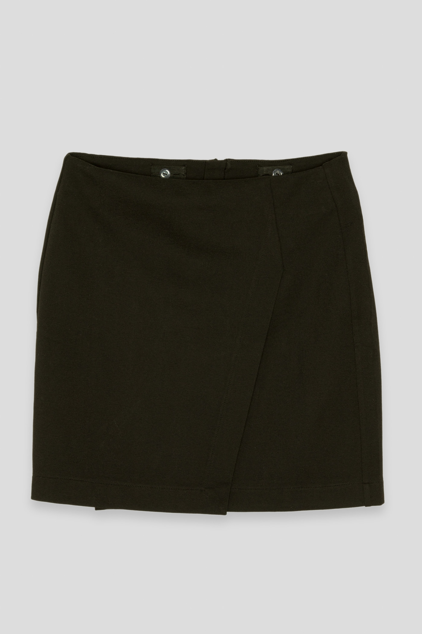 Czarna krótka ołówkowa spódnica