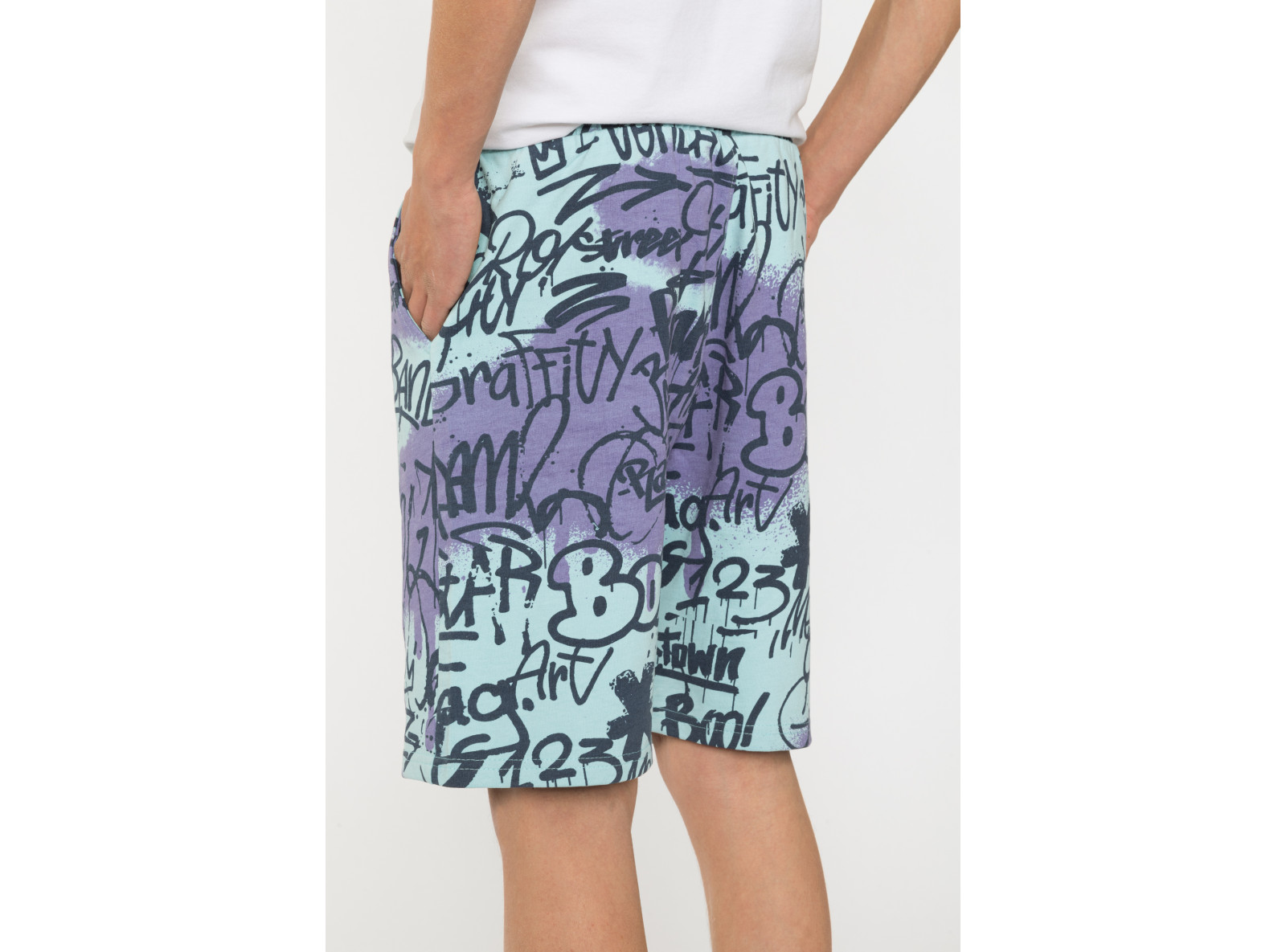 Krótkie dresowe spodenki GRAFFITI