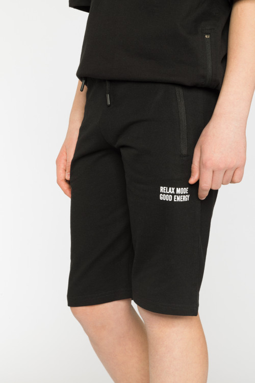 Czarne krótkie dresowe spodenki