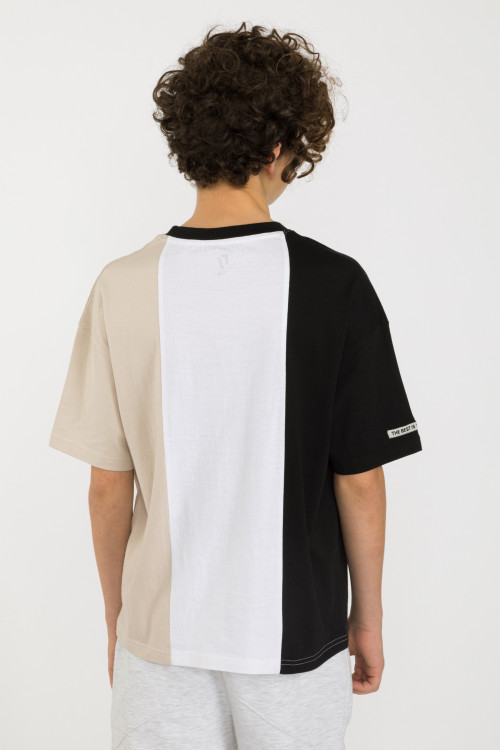 Beżowy t-shirt w pasy TAKE IT EASY