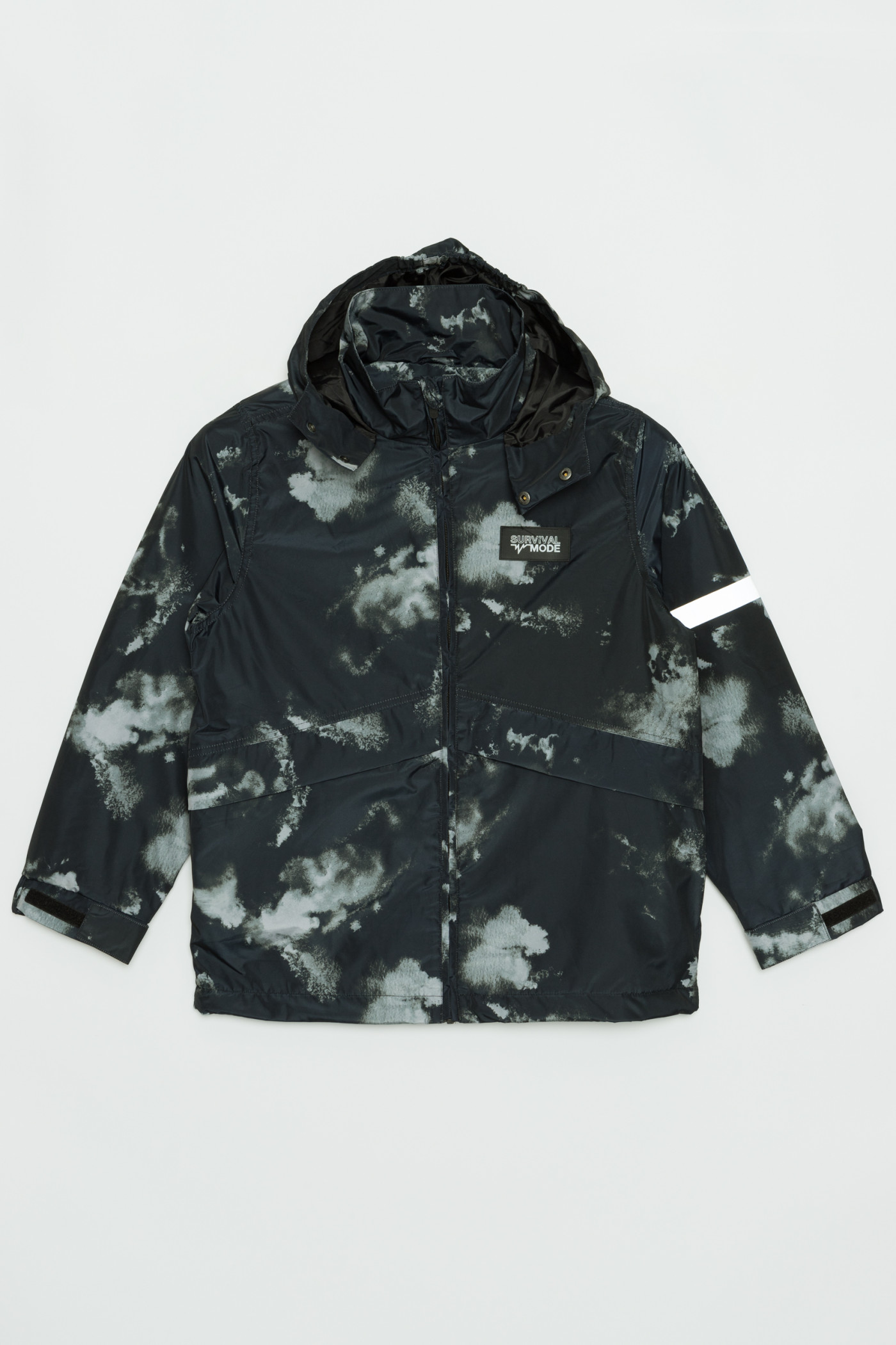 Czarna przejściowa kurtka tie dye