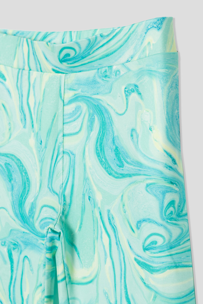 Szorty tie dye typu biker