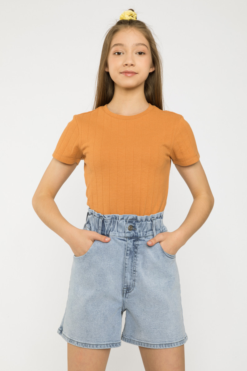 Niebieskie jeansowe krótkie spodenki, niebieski