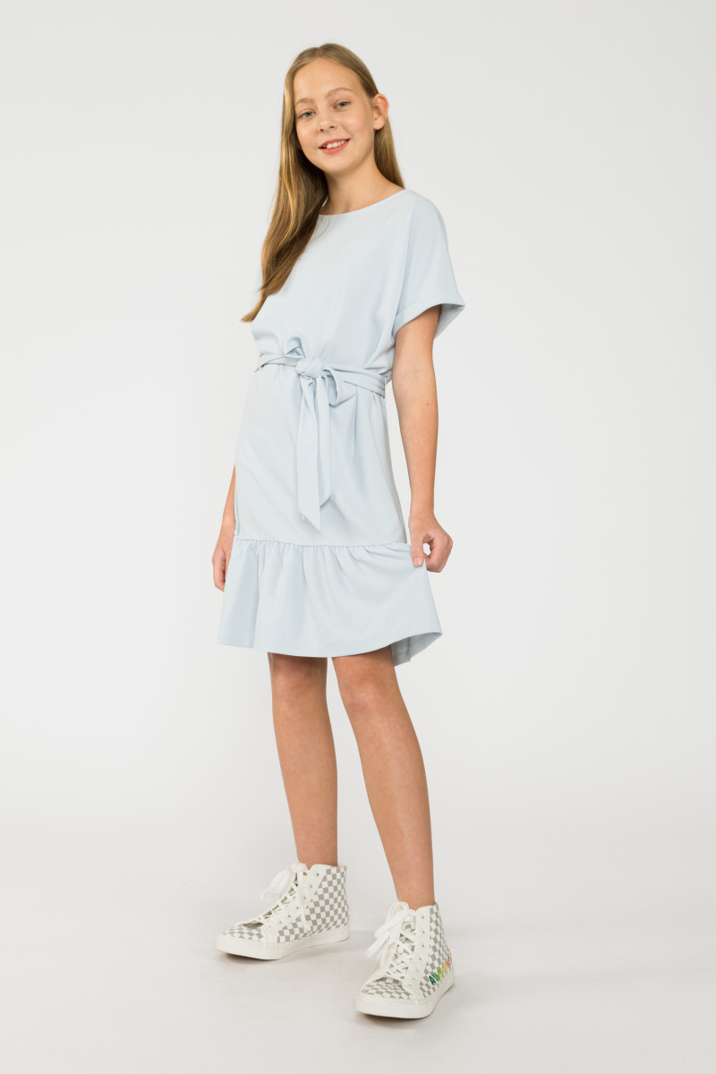 Błękitna sukienka z falbanką dla dziewczyny, błękitny