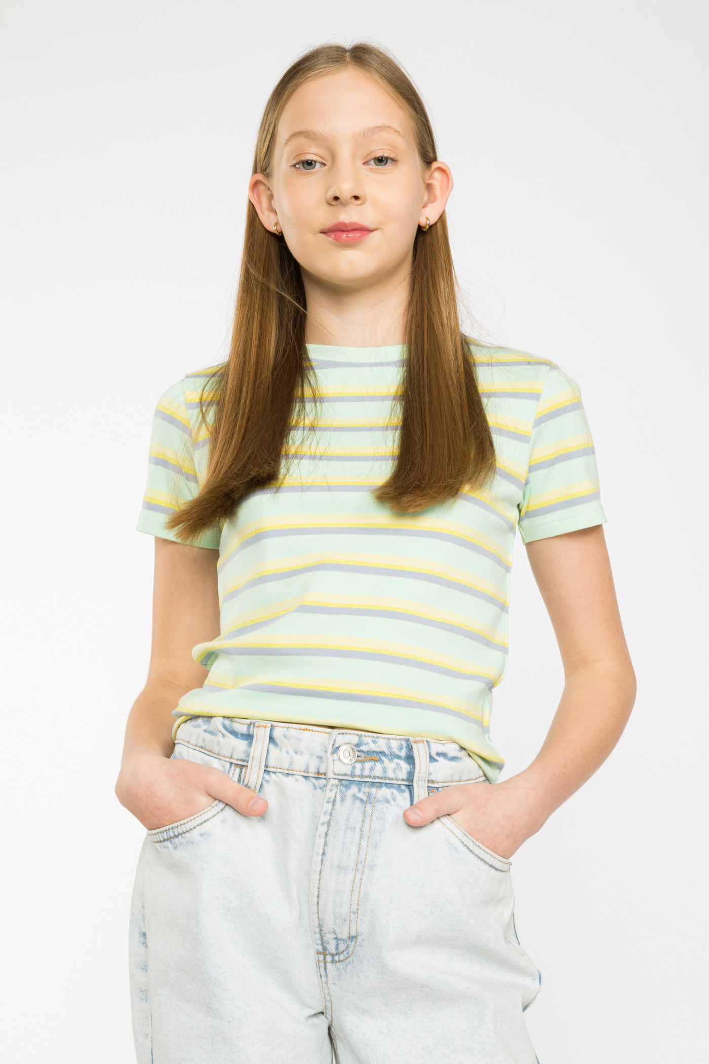 Zielony pastelowy t-shirt w paski