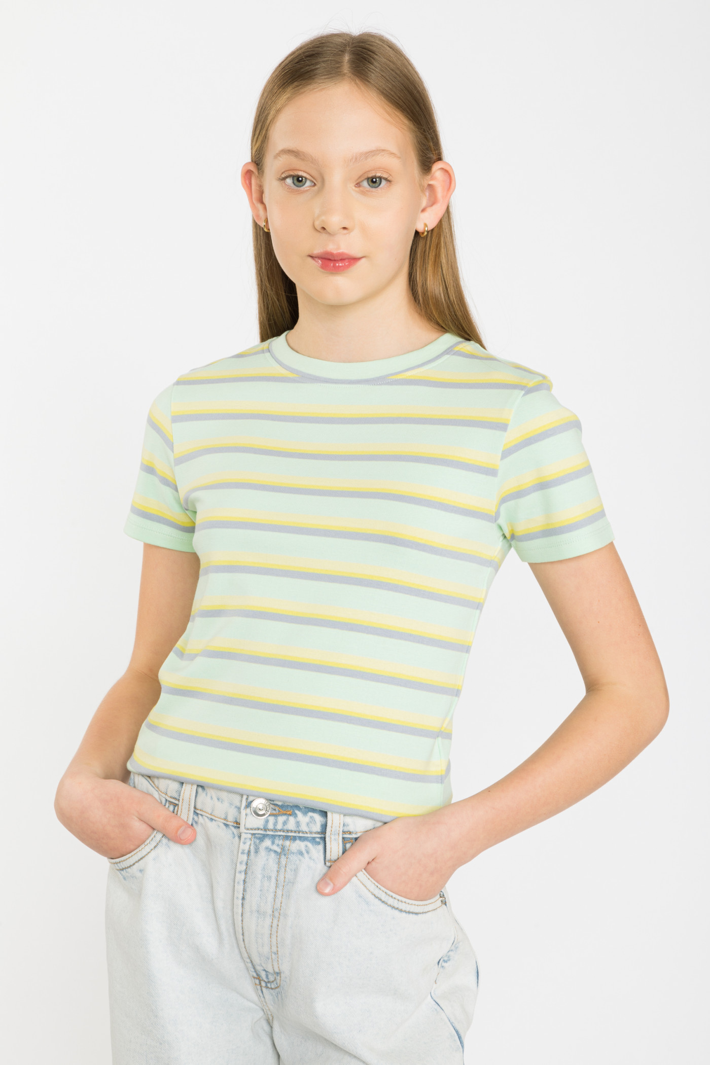 Zielony pastelowy t-shirt w paski