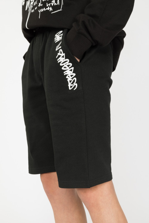 Czarne krótkie spodenki dresowe ART IN PROGRESS