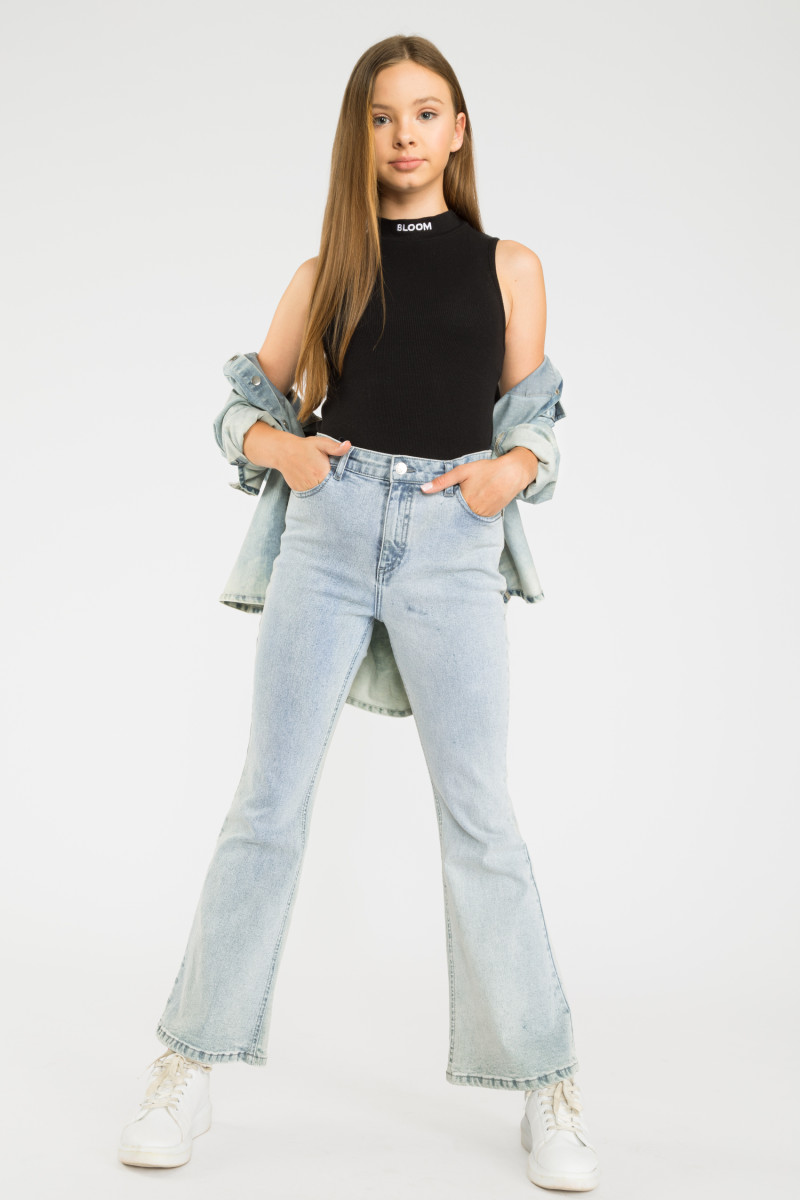 Czarny top ze stójką BLOOM, czarny