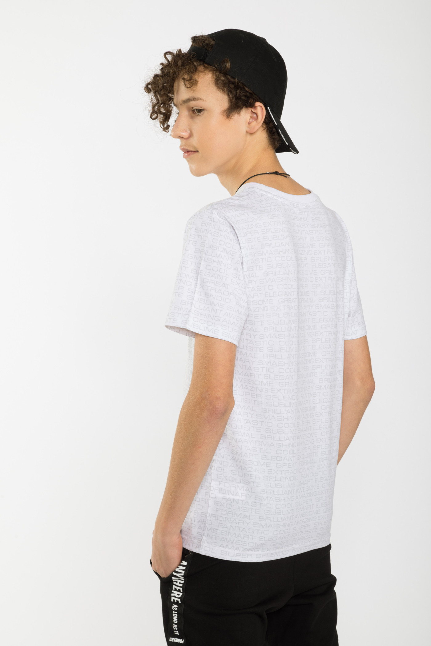 Biały T-shirt z napisami