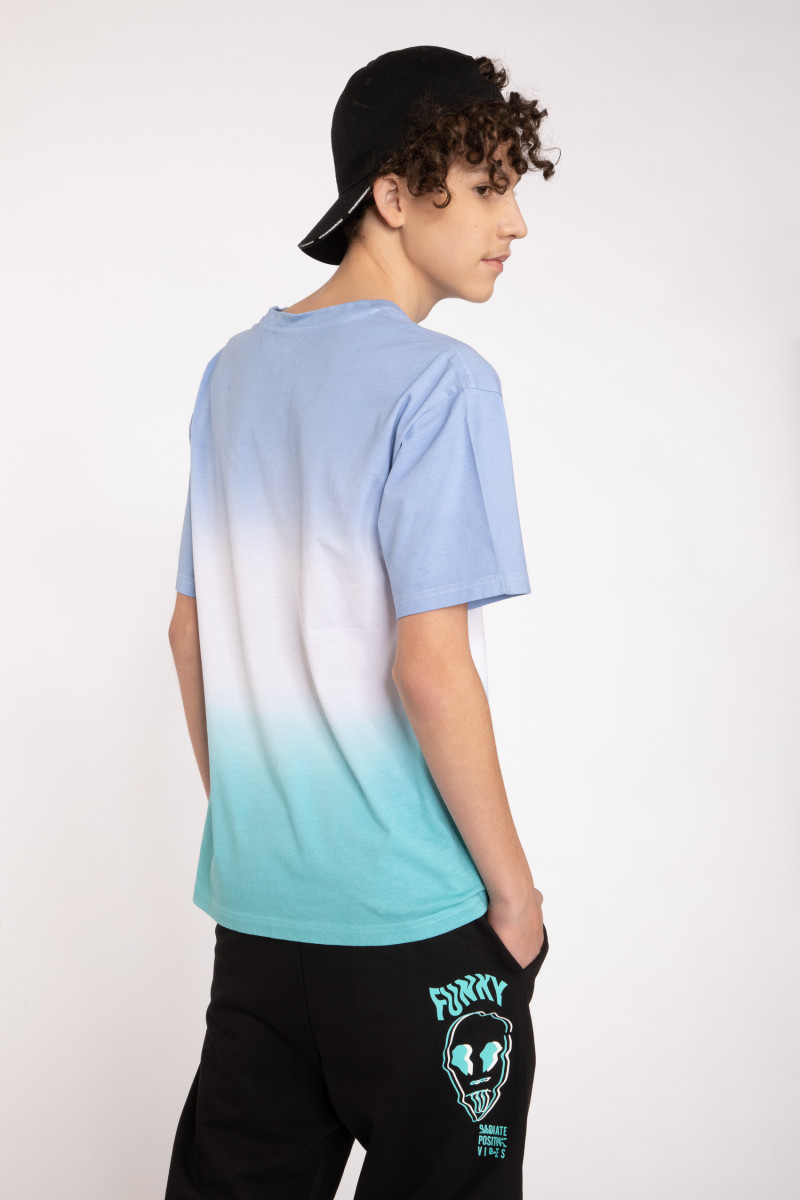 Wielobarwny T-shirt oversize z napisem