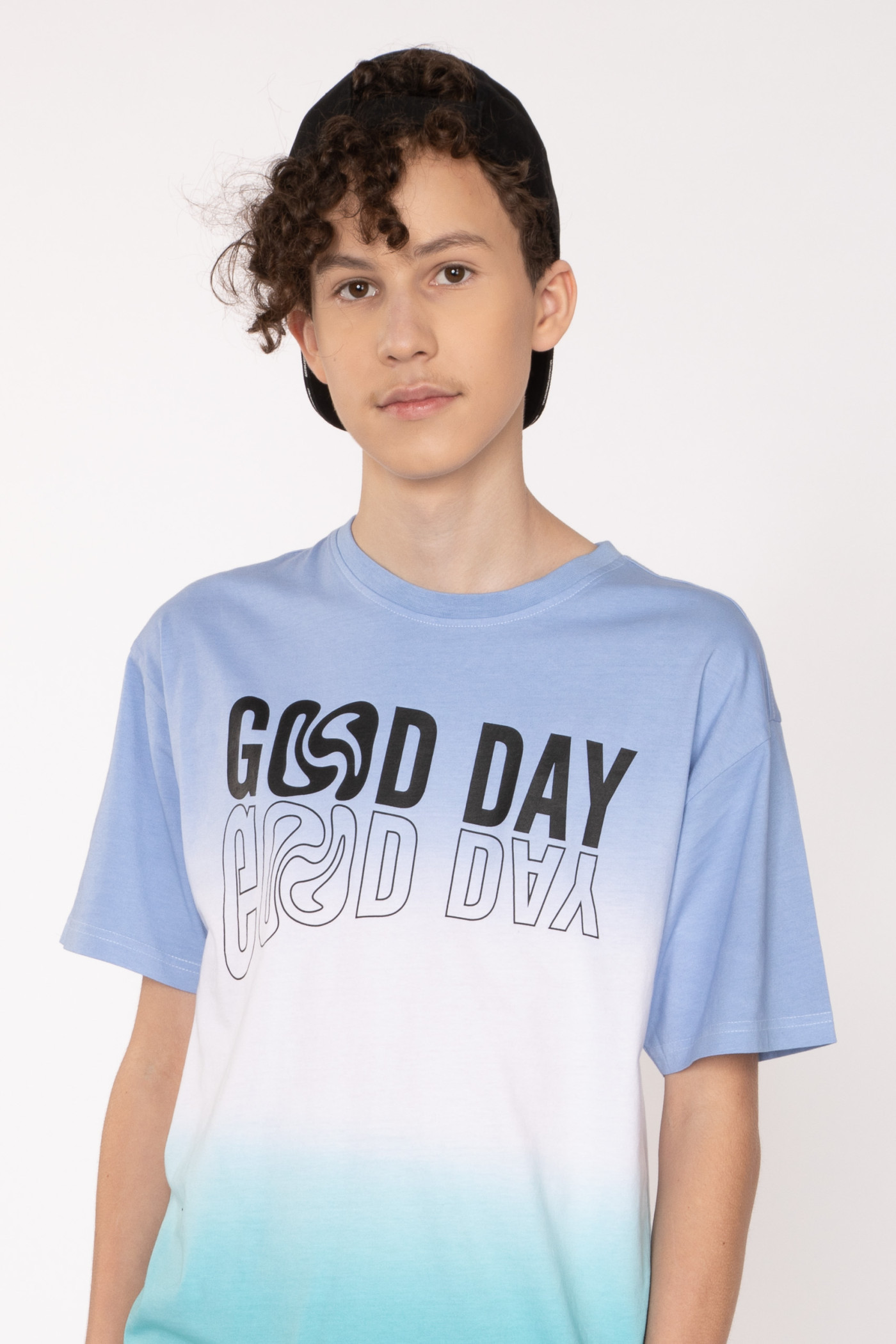 Wielobarwny T-shirt oversize z napisem