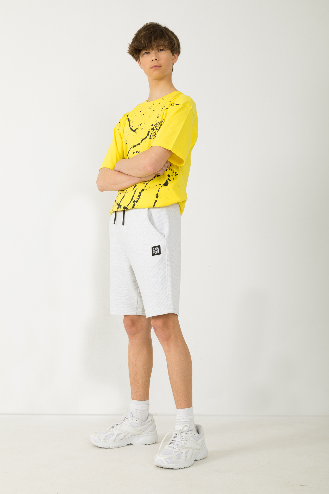 Szare prążkowane krótkie spodenki dresowe chłopięce | Reporter 