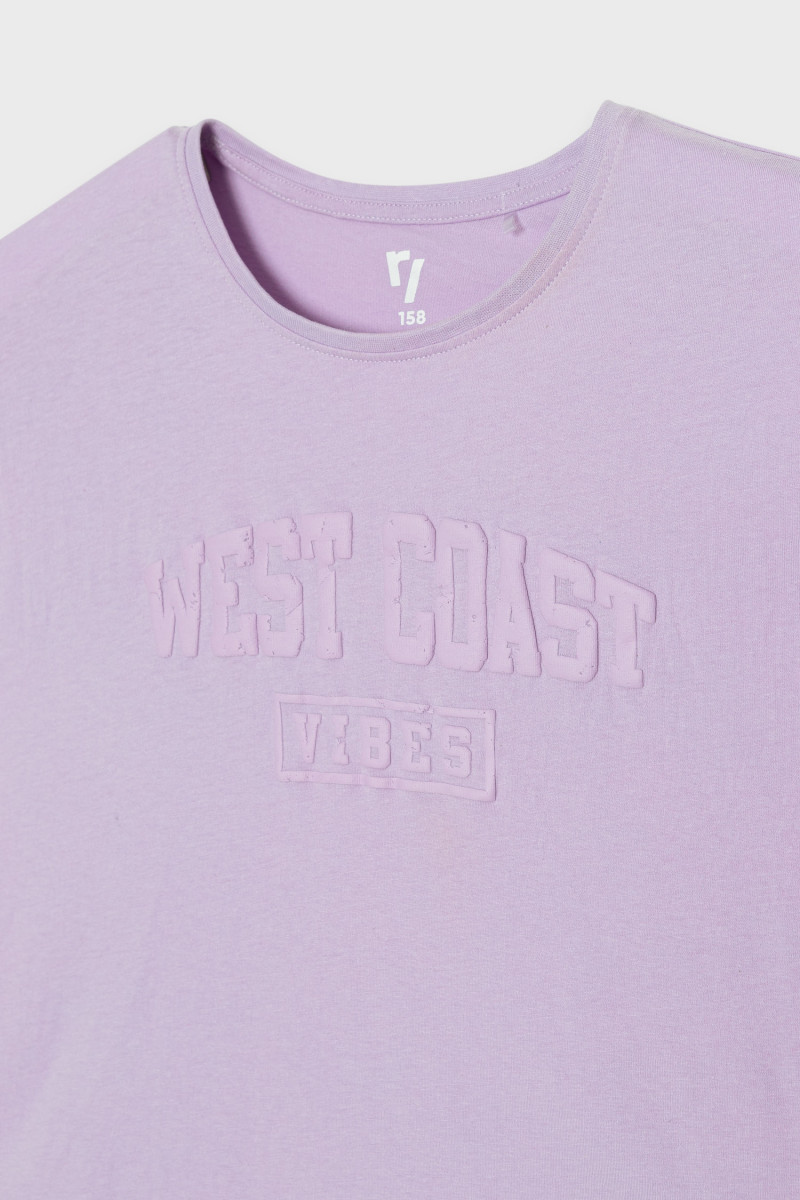 Fioletowy T-shirt z ozdobnym nadrukiem